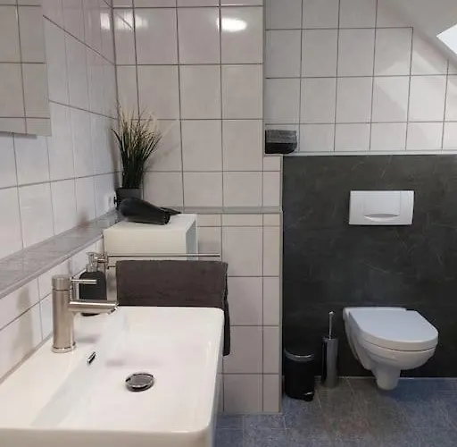 Rooftop Apartmens - Komfortable Neue Gemeinschaftsunterkunft Im Herzen Von - Raum 2 Ulm